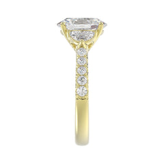 LADIES RING 3CT ROUND/OVAL/HALF MOON DIAMOND 14K YELLOW GOLD (CENTER STONE OVAL DIAMOND 2CT )