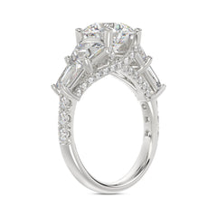 LADIES RING 3 3/4CT ROUND/TRAPEZOID/BAGUETTE DIAMOND 14K WHITE GOLD (CENTER STONE ROUND DIAMOND 2CT )