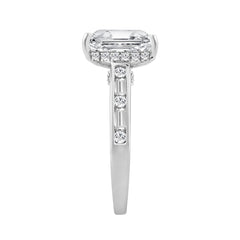14K WHITE GOLD 3 1/2CT ROUND/BAGUETTE/RADIANT DIAMOND LADIES RING (CENTER STONE RADIANT DIAMOND 3CT)